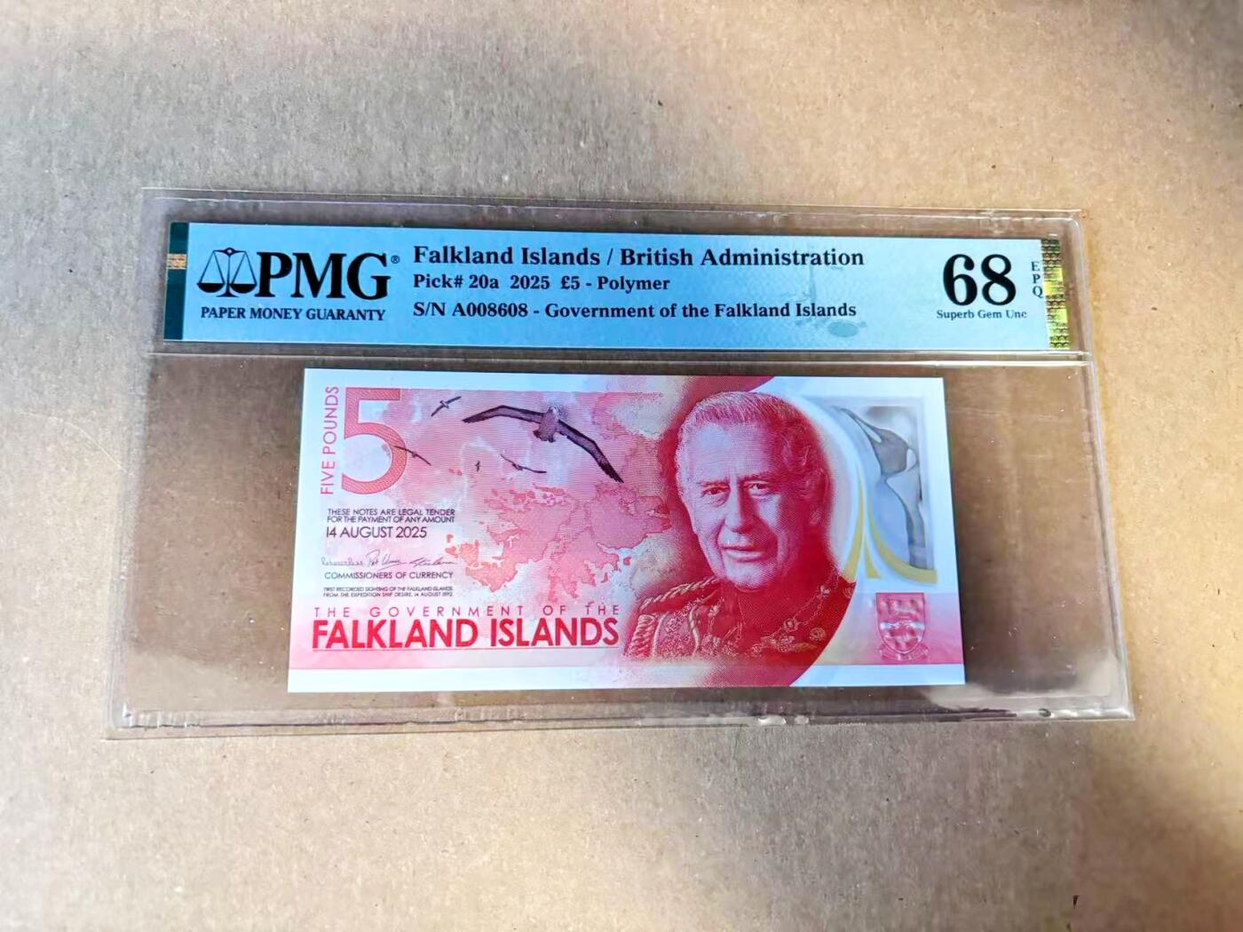 【Blue Auction】世界纸币精拍第789期——18级TOP拍卖/信誉/品质/专业/高效💫 【A冠倒置千位小号】福克兰群岛 2025年5镑 PMG68EPQ 高分