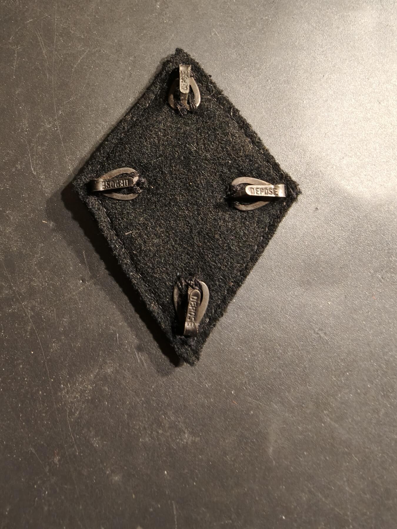 老王徽章第185期 法国陆军第40通信团臂章