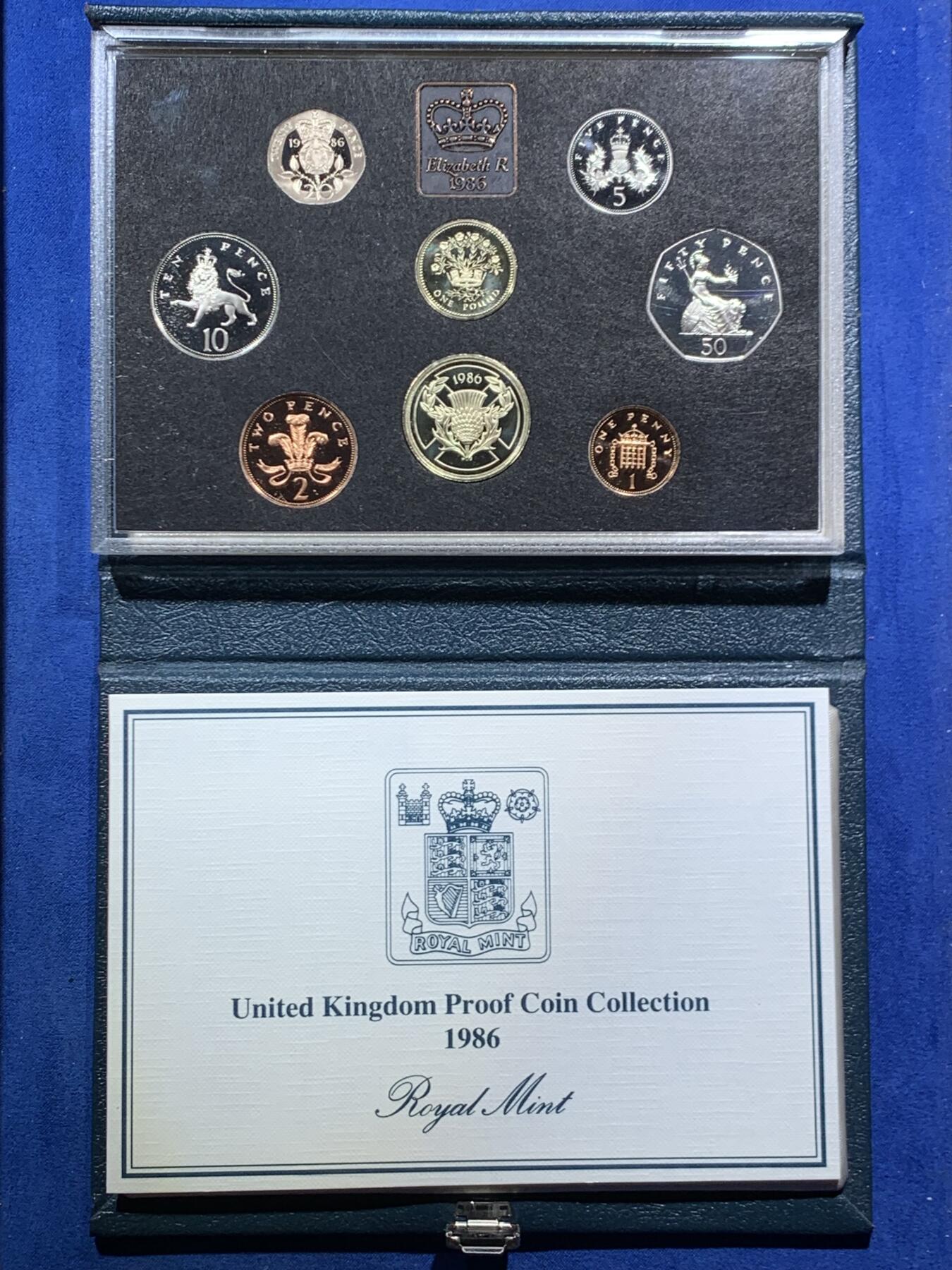 《竞宝斋》第466场 周日，周一 2场连拍 （全场包邮）欢迎送拍 英国1986年精制套币，1枚2英镑爱丁堡运动会精制纪念币，1枚1英镑北爱尔兰亚麻精制纪念币，8枚币，盒证齐全，品相精美，高档盒装