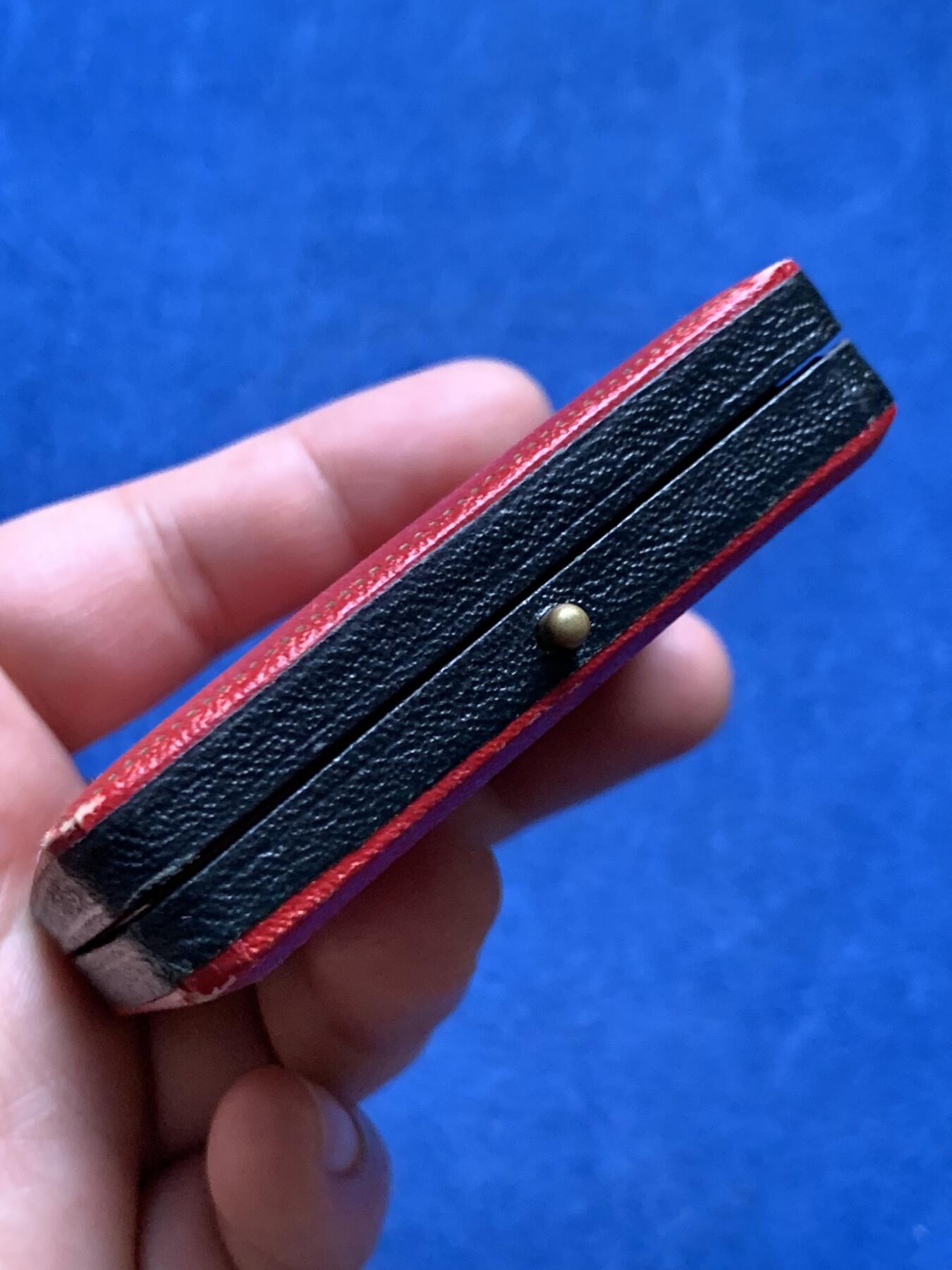 《竞宝斋》第466场 周日，周一 2场连拍 （全场包邮）欢迎送拍 1928年意大利墨索里尼第六届全国葡萄节铜章，36克，39.6mm，带原盒，人物超高浮雕非常挺拔漂亮。意大利全国葡萄节是法西斯政权将农业生产与民族主义宣传结合的重要活动。