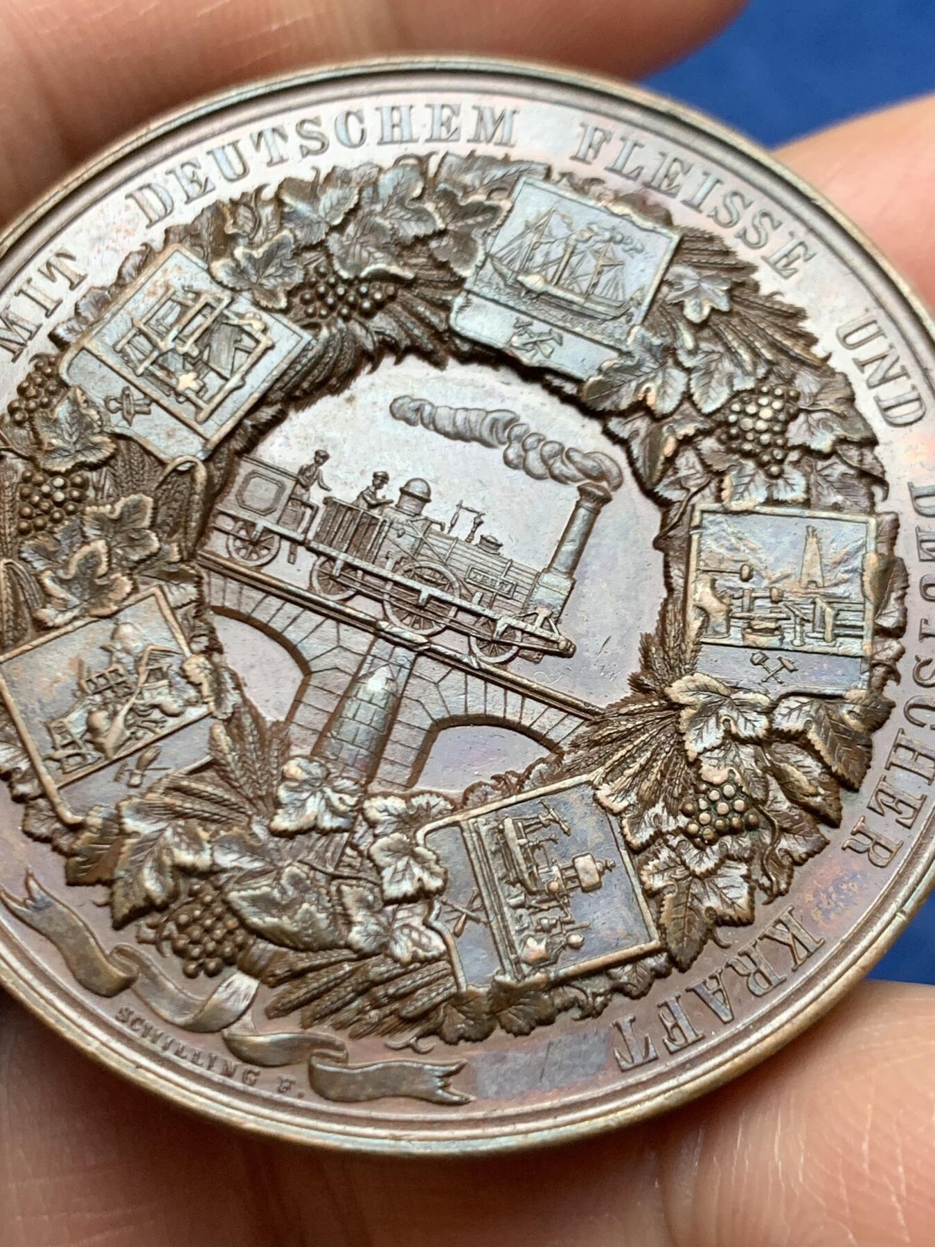 《竞宝斋》第466场 周日，周一 2场连拍 （全场包邮）欢迎送拍 德国1844年柏林机械工业展览纪念铜章 小火车清晰 51.6克 44.5mm