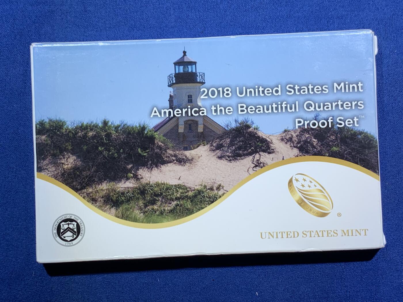 《竞宝斋》第466场 周日，周一 2场连拍 （全场包邮）欢迎送拍 美国2018年华盛顿头像25分五枚装精制币 带证书