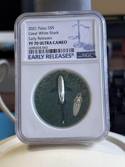第192期拍卖 - 获奖帕劳2021年大白鲨双面高浮雕彩银币NGC-PF70首，999银，发行2021枚