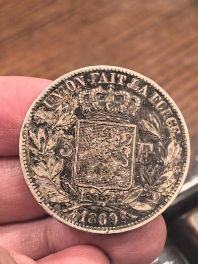 欧洲银章、铜章，大优惠起拍价都是银价计算 起拍价格小于银价，比利时利奥波德二世 5法郎银币（1869年）24.9