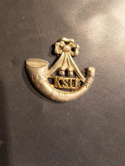 老王徽章第185期 - 英国国王轻步兵团领章    一战时期