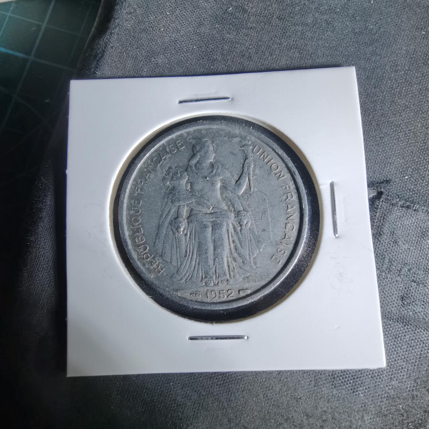 沼泽如烟--第1006场 法属新喀里多尼亚1952年5法郎