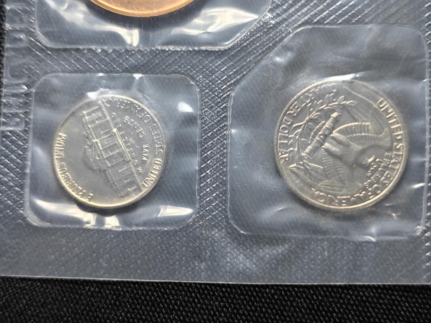 KK钱币收藏小铺   套币 批量/好品散币专场 2月预留时间 周末发货  美国造币厂官方套币 含官方纪念铜章