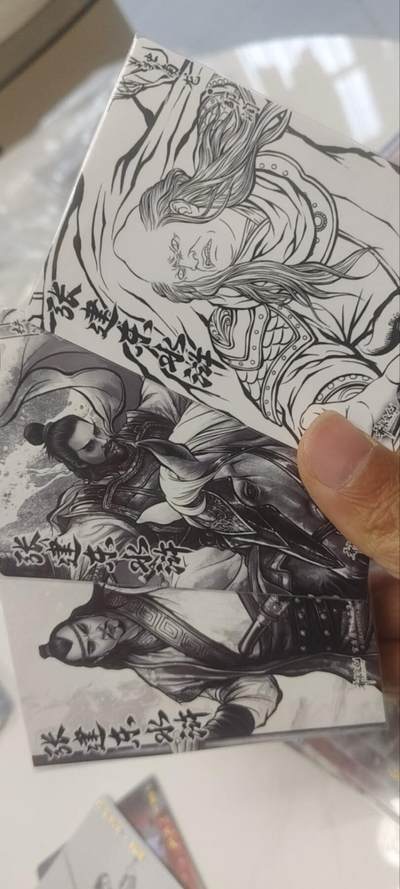 秋原瞳的小店第三十七期（春，荷尔蒙的气息扑鼻而来的季节） 卡得曼齐卡文化水浒粗闪一组3张，实物经得住细看