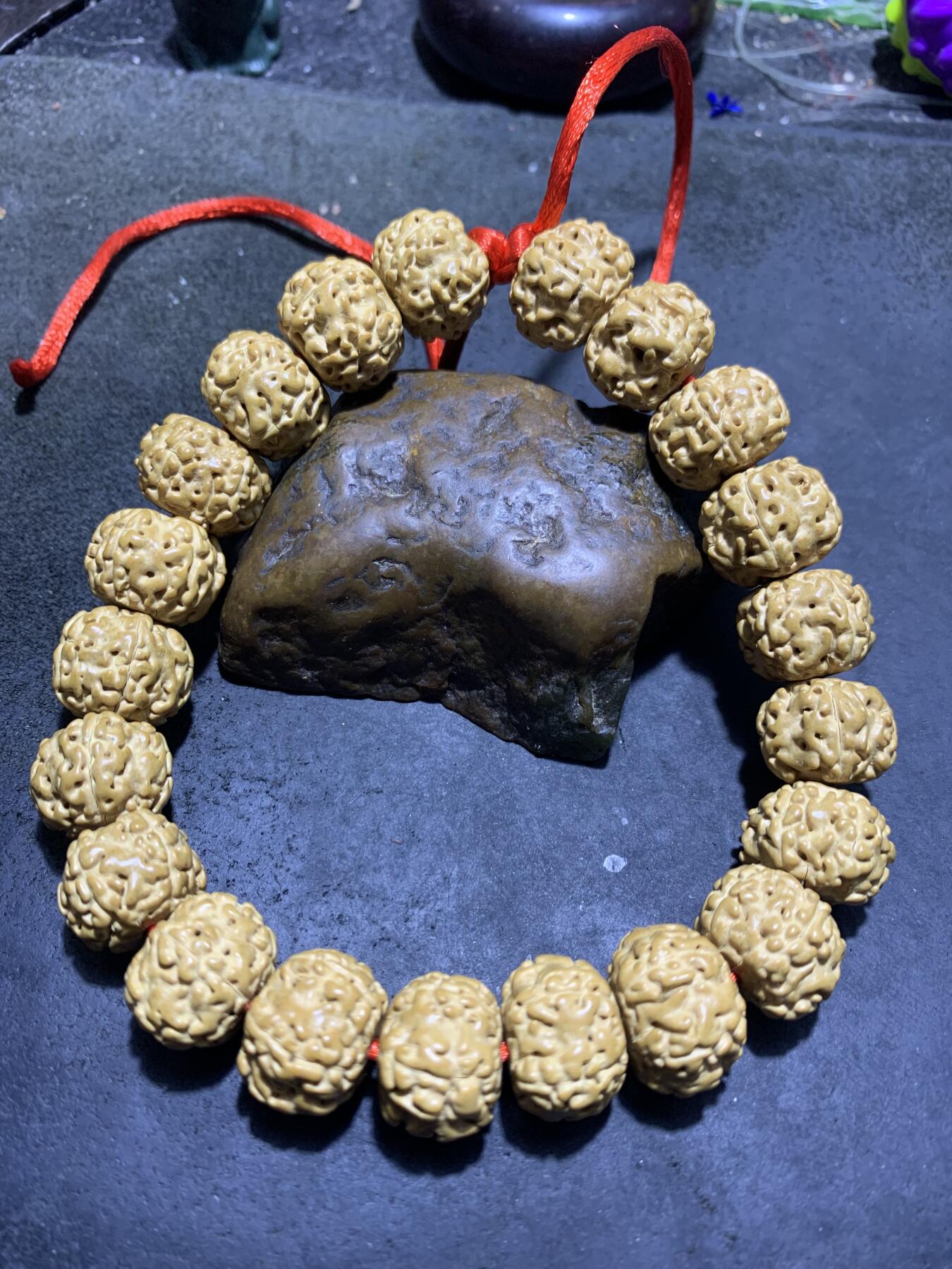 精美勿里达，藏式梅花麦穗龙金刚菩提手串一条