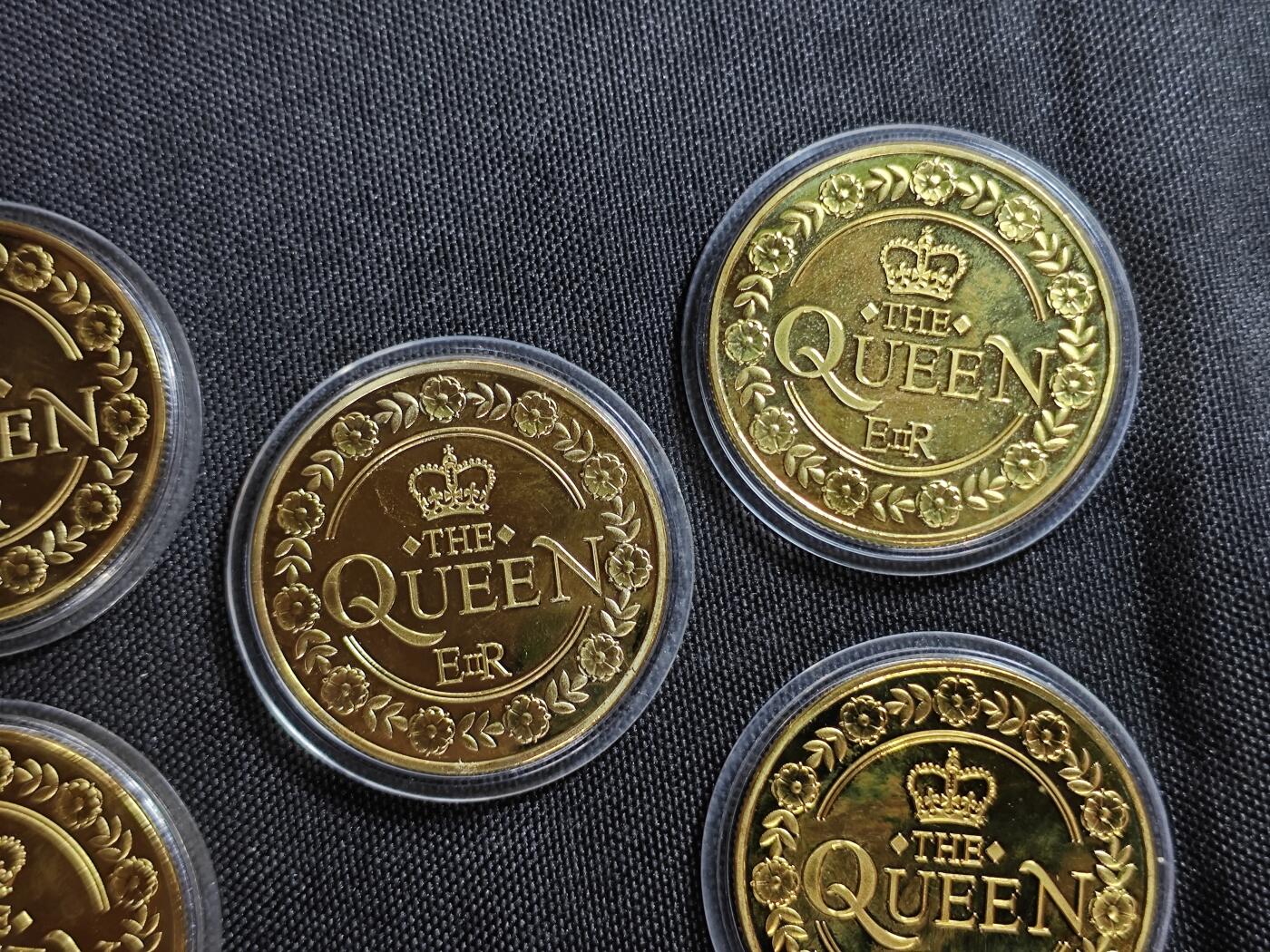 KK钱币收藏小铺   套币 批量/好品散币专场 2月预留时间 周末发货  纪念章5枚套