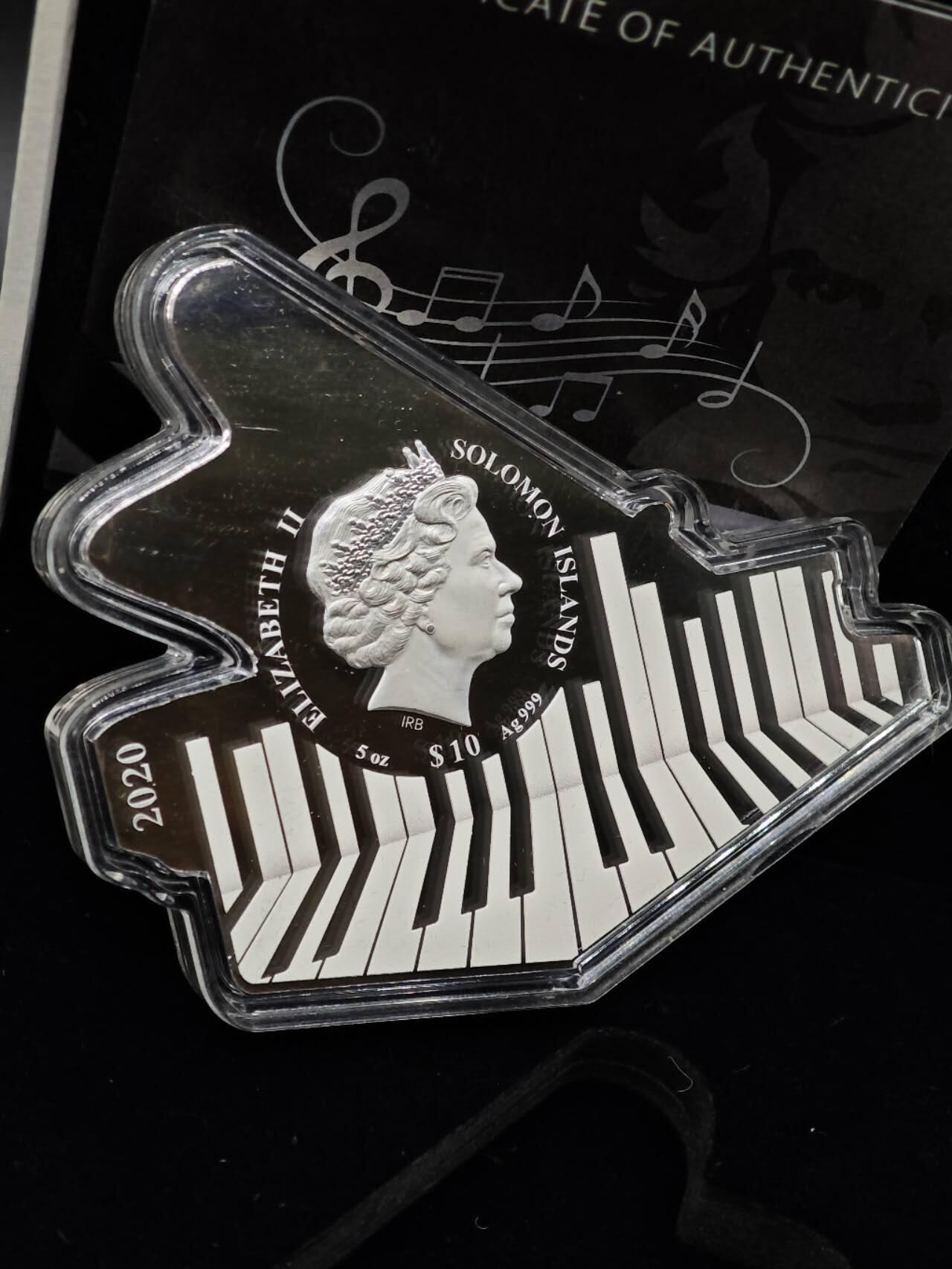 【淘币小摊】实时拍第八百七十三拍   银币套币场    每周一统一发货 所罗门2020年10元反精制异形银币 贝多芬250周年诞辰 5盎司999银 发行量：500 盒证全