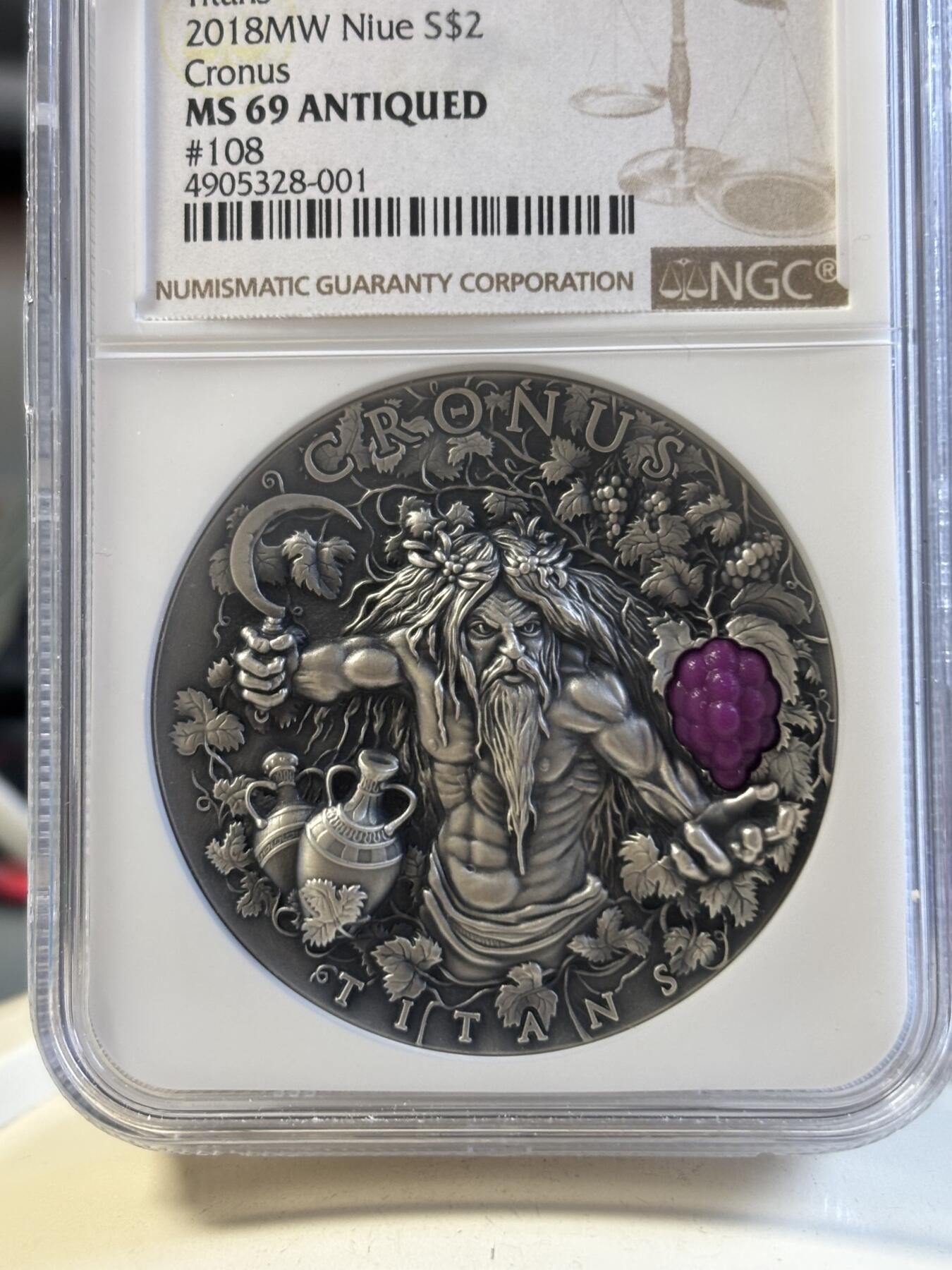 第192期拍卖 纽埃2018希腊泰坦神农神镶葡萄2盎司高浮雕银币NGC-MS70,999银，发行500枚