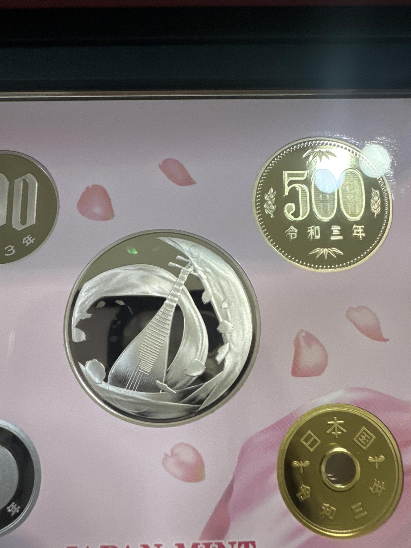 日本各大系列精装纪念套币 樱花套币（杨贵妃）