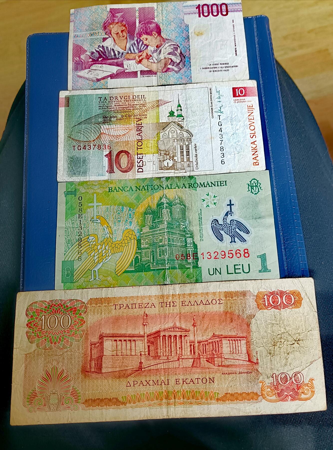 意大利1990年1000里拉、斯洛文尼亚1992年10特拉、罗马尼亚2005年1列伊、希腊1967年100德拉克马4枚流通纸币一组
