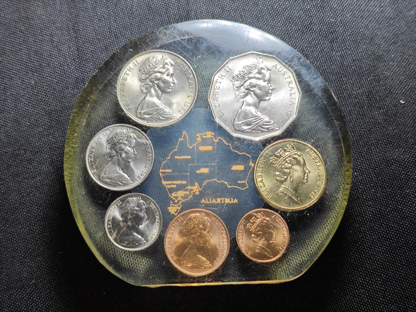 KK钱币收藏小铺   套币 批量/好品散币专场 2月预留时间 周末发货  澳大利亚挂件