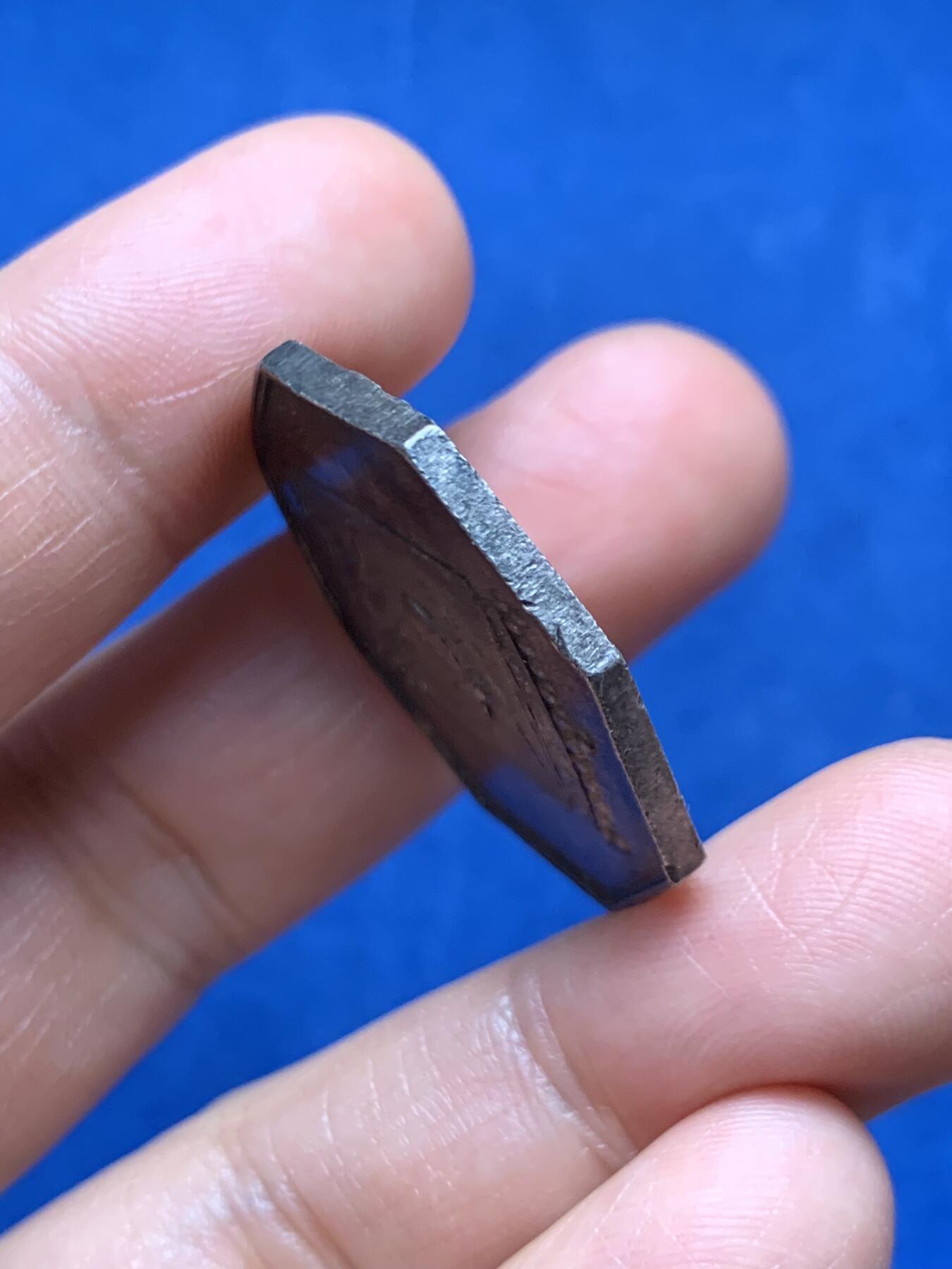 《竞宝斋》第466场 周日，周一 2场连拍 （全场包邮）欢迎送拍 八角代币 大天使圣米迦勒屠魔，早期原铸无边铭，材质 950银，重量11.8g，尺寸31mm