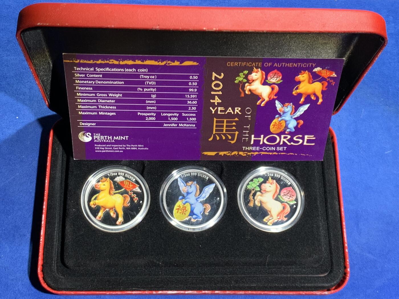 《竞宝斋》第466场 周日，周一 2场连拍 （全场包邮）欢迎送拍 图瓦卢2014年50分X3 彩色银币三枚套 农历-马年（福禄寿） 999银 15.591X3 总1.5盎司 盒证全 发行量：1500 澳大利亚珀斯造币局