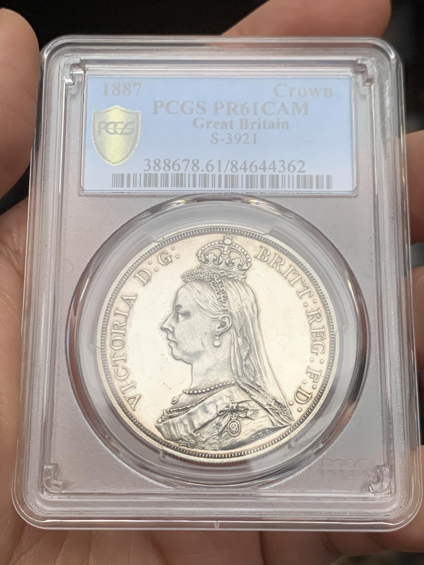 《竞宝斋》第466场 周日，周一 2场连拍 （全场包邮）欢迎送拍 PCGS PR61CAM 英国 1887年 精制高冠马剑克朗 银币 发行量1000的经典大热品种 CAM难得 HA一月份N盒同分61CAM拍卖成交价2684刀（Auction61586,Lot23204)