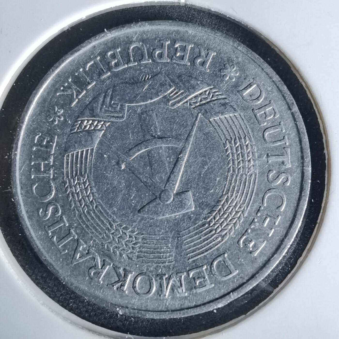 沼泽如烟--第1006场 东德1977年1马克