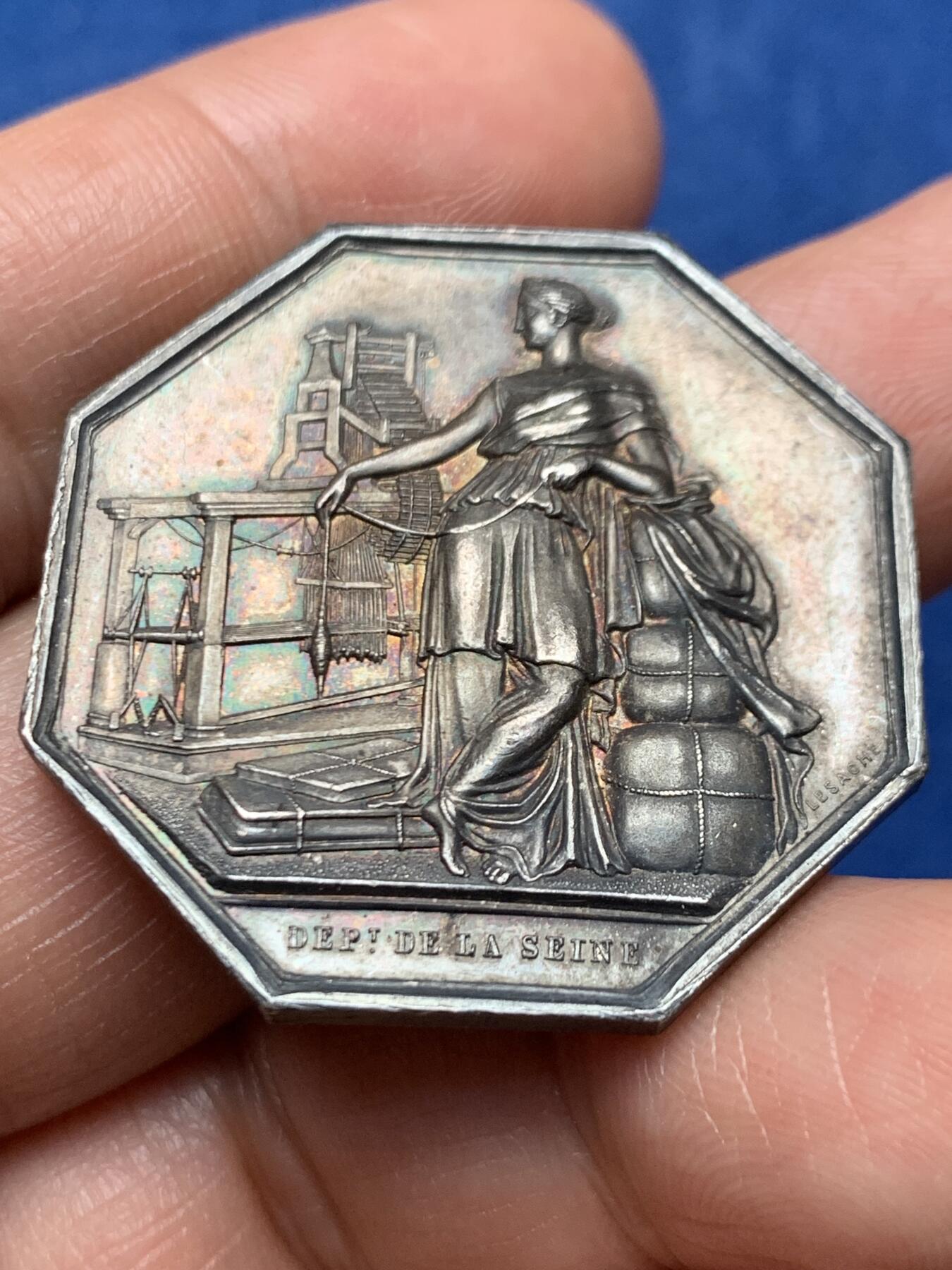 《竞宝斋》第466场 周日，周一 2场连拍 （全场包邮）欢迎送拍 法国1867年塞纳河防盗互助保险协会八角银质代币，18.7g，35.5mm，蜜蜂边铭