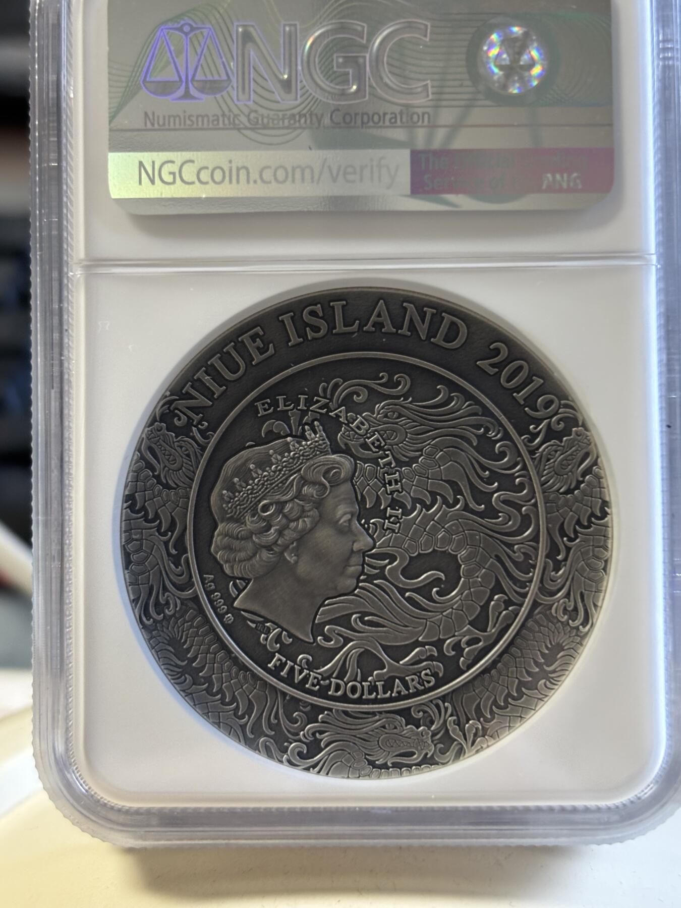 第192期拍卖 纽埃2019年三国人物系列赵云2盎司高浮雕纪念银币NGC-MS70首，999银镀金，发行500枚