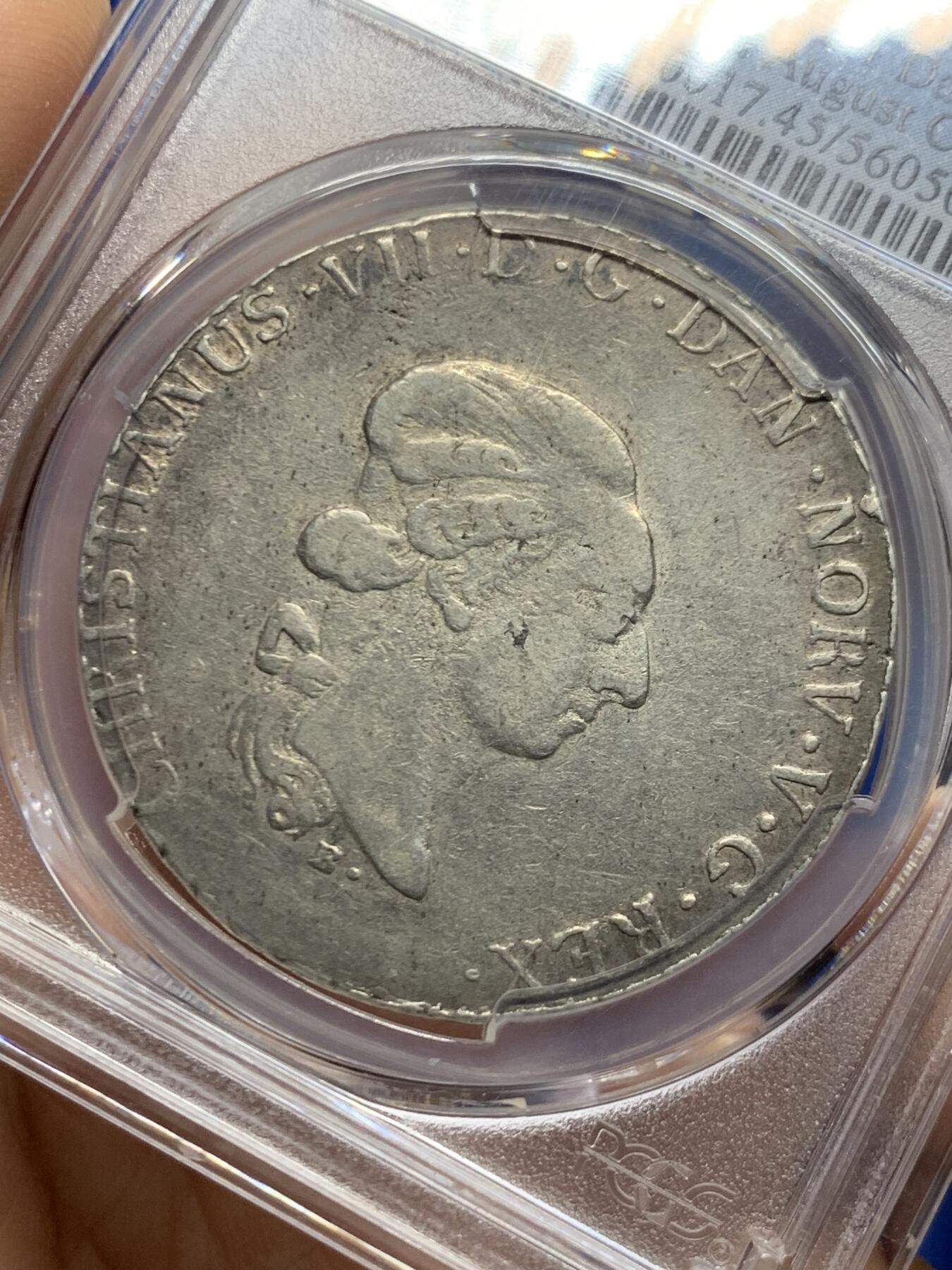 《竞宝斋》第466场 周日，周一 2场连拍 （全场包邮）欢迎送拍 PCGS XF45 石勒苏益格1795年荷尔斯泰因（Schleswig-Holstein）铸币厂（MF标识）B版 60先令银币，正面为克里斯蒂安七世，“微笑的国王”，淡金色包浆，名家理查德·奥古斯特旧藏，外拍价高。