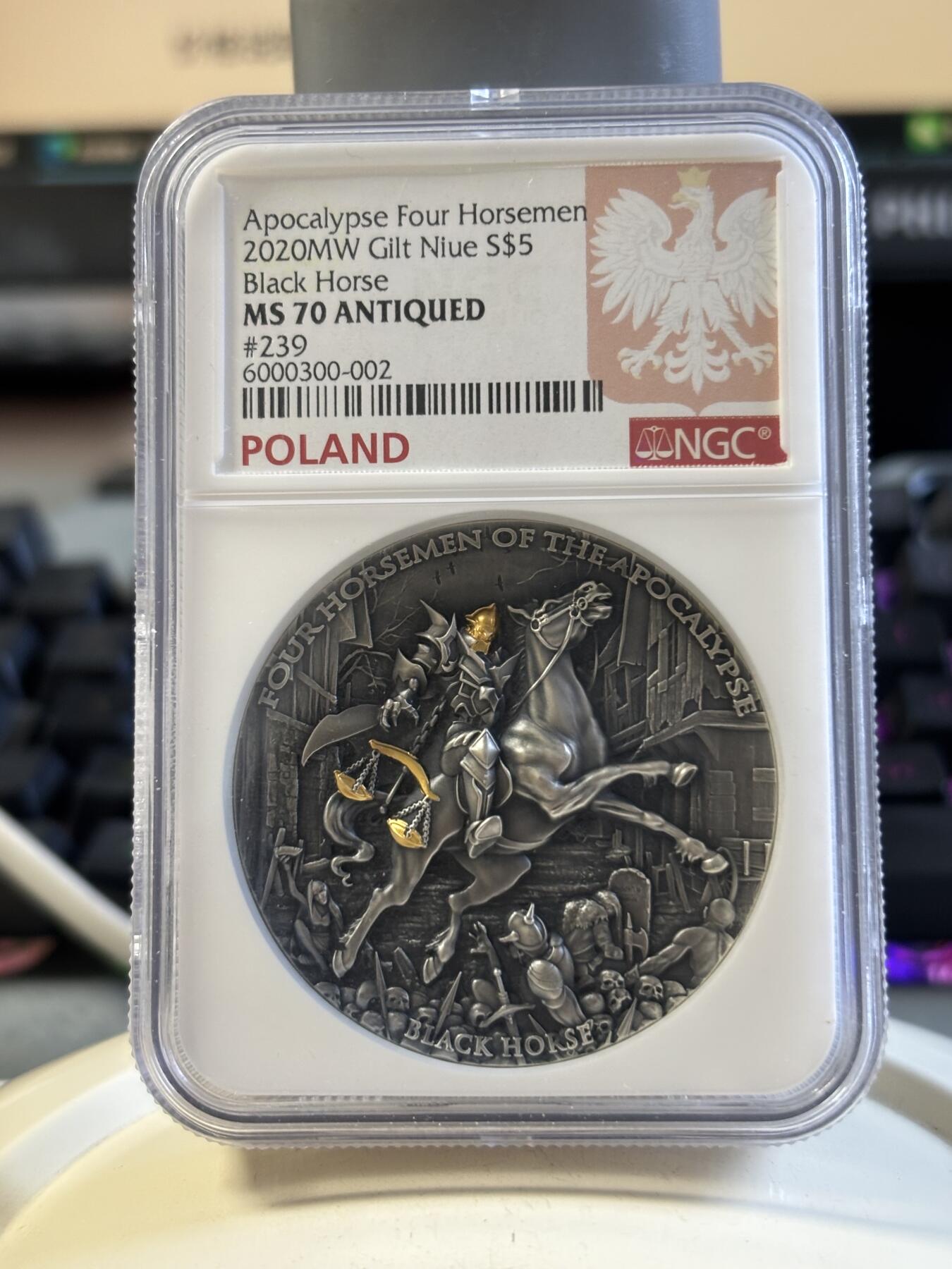 第192期拍卖 纽埃2020年天启黑马骑士镀金纪念银币NGC-MS70特殊标，999银，发行500枚