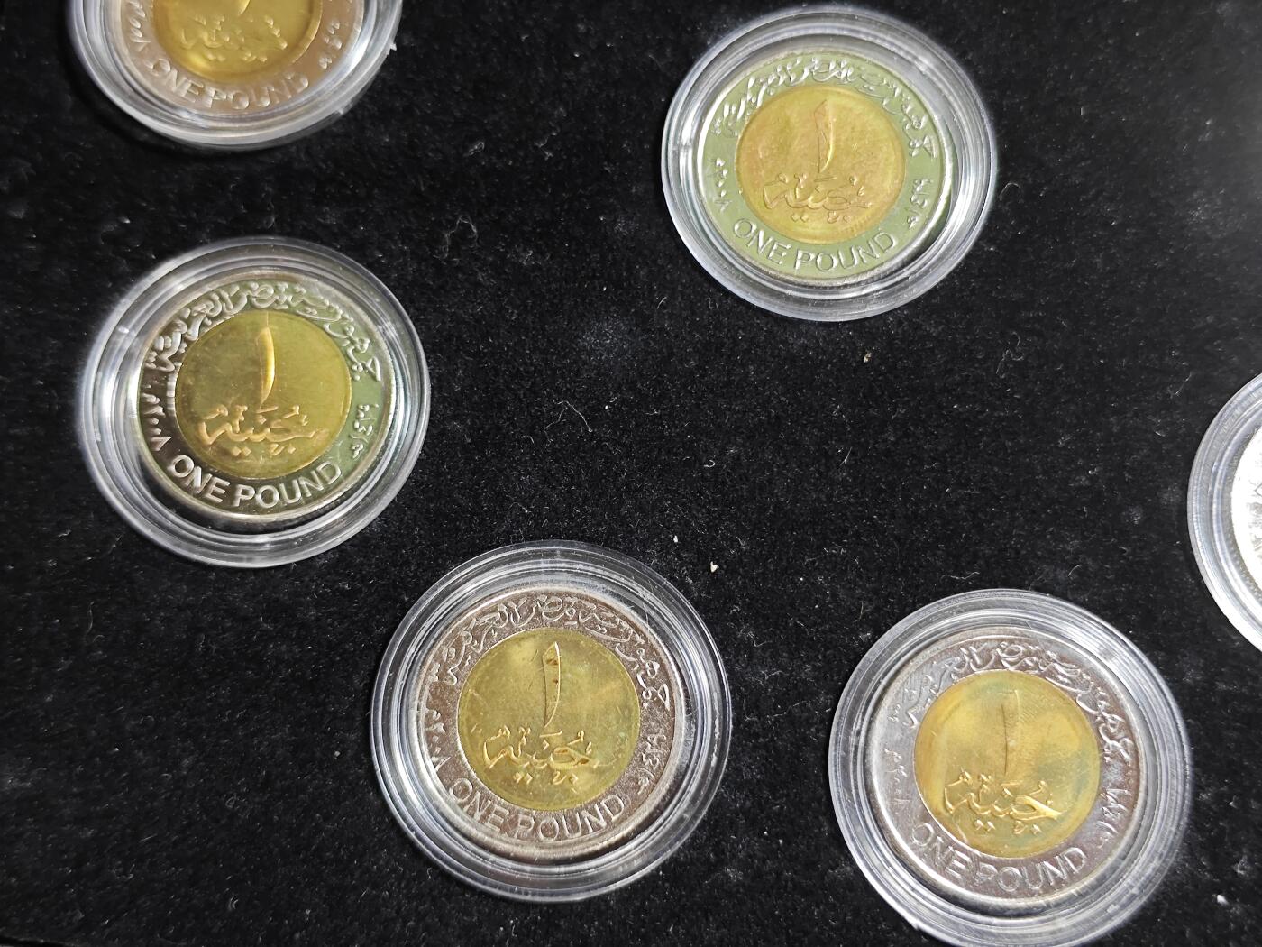 KK钱币收藏小铺   套币 批量/好品散币专场 2月预留时间 周末发货  埃及1镑双色币10枚 二次创作套币