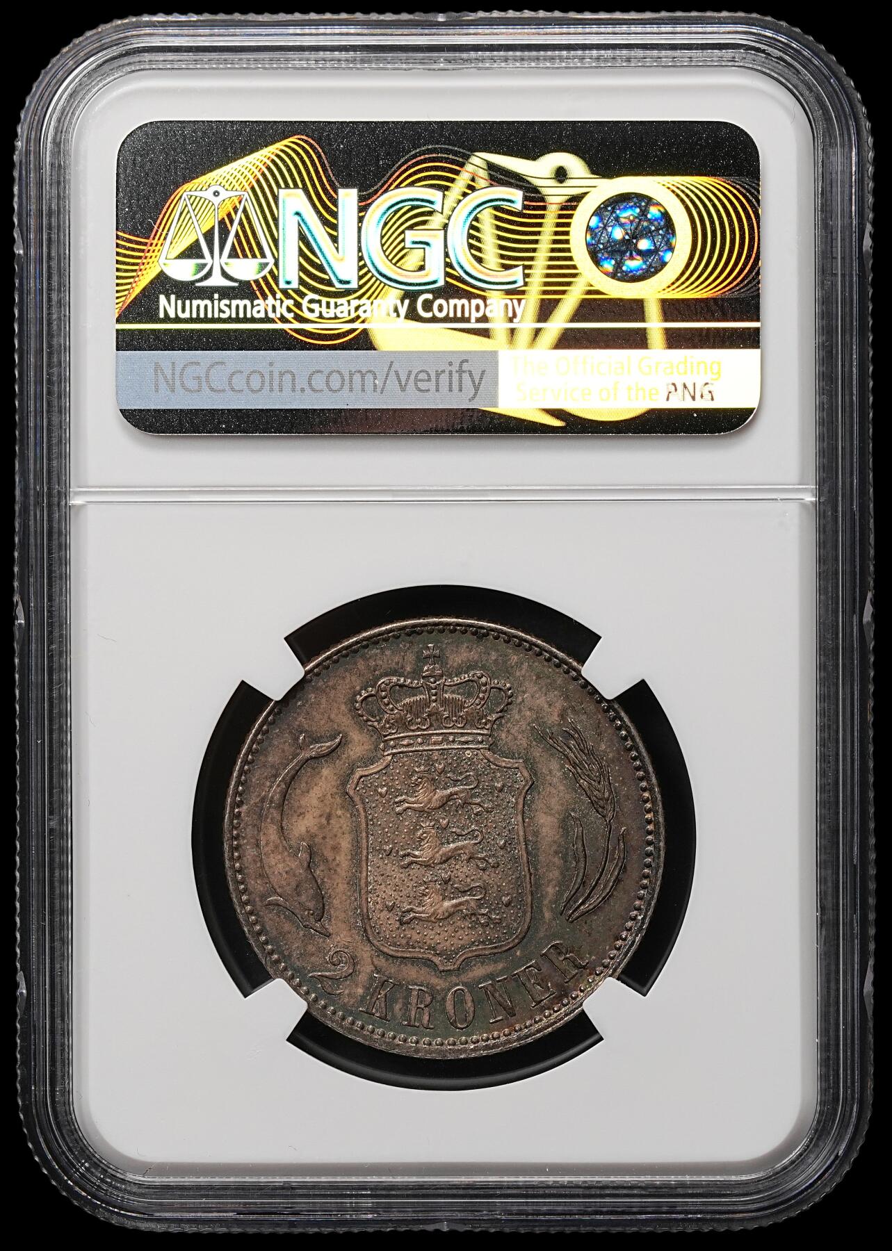 修遠堂世界钱币第106期，请看参拍说明 NGC MS64 1916年丹麦海豚2克朗银币 流通克朗MS较少见，重包浆