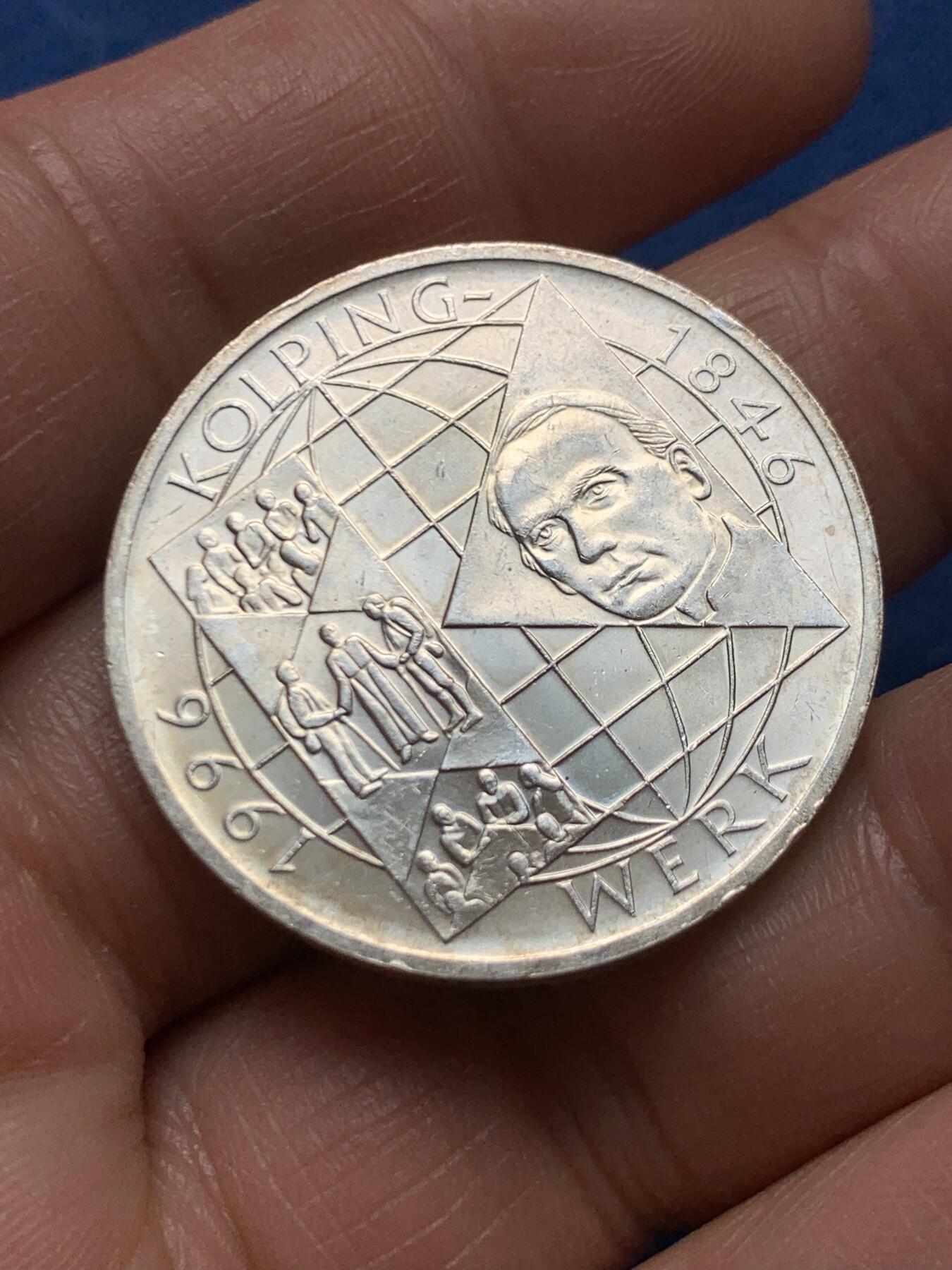 《竞宝斋》第466场 周日，周一 2场连拍 （全场包邮）欢迎送拍 德国1996年Kolpingwerk（国际天主教协会）150周年10马克纪念银币 625银 15.45克