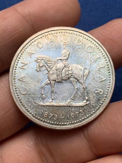 《竞宝斋》第466场 周日，周一 2场连拍 （全场包邮）欢迎送拍 - 加拿大1973年皇家骑警成立100周年纪念银币