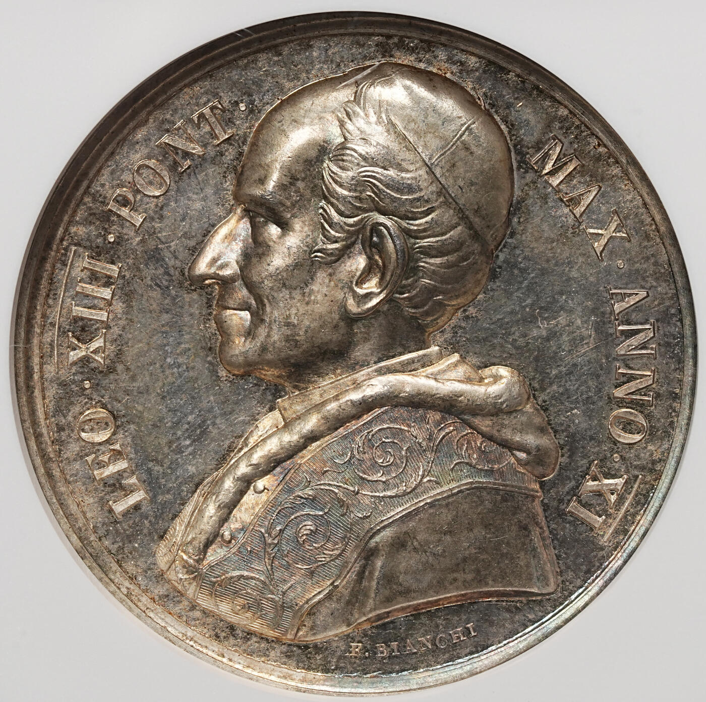 修遠堂世界钱币第106期，请看参拍说明 NGC MS63-纪念教皇利奥十三世晋铎（成为神父）50周年大银章