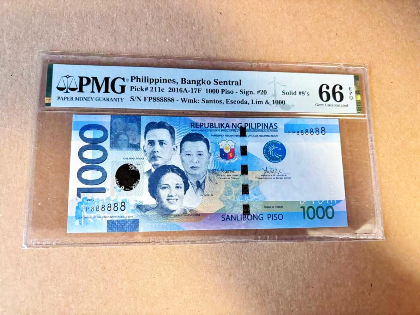 【Blue Auction】世界纸币精拍第789期——18级TOP拍卖/信誉/品质/专业/高效💫 【全同8】菲律宾 2017年1000比索 PMG66EPQ 