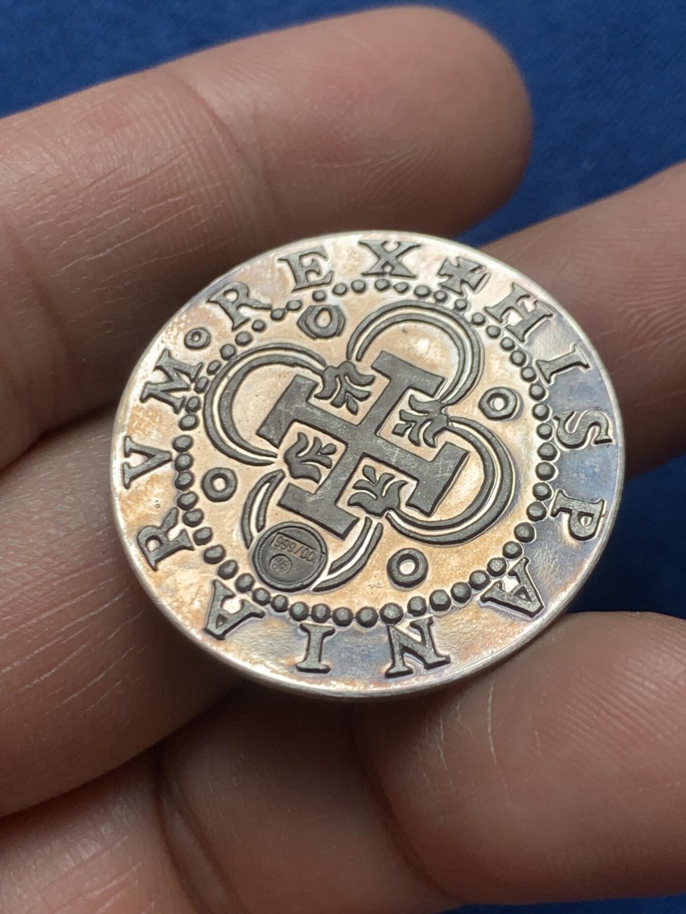 《竞宝斋》第466场 周日，周一 2场连拍 （全场包邮）欢迎送拍 西班牙复古十字型纯银银章 9.9克 30mm