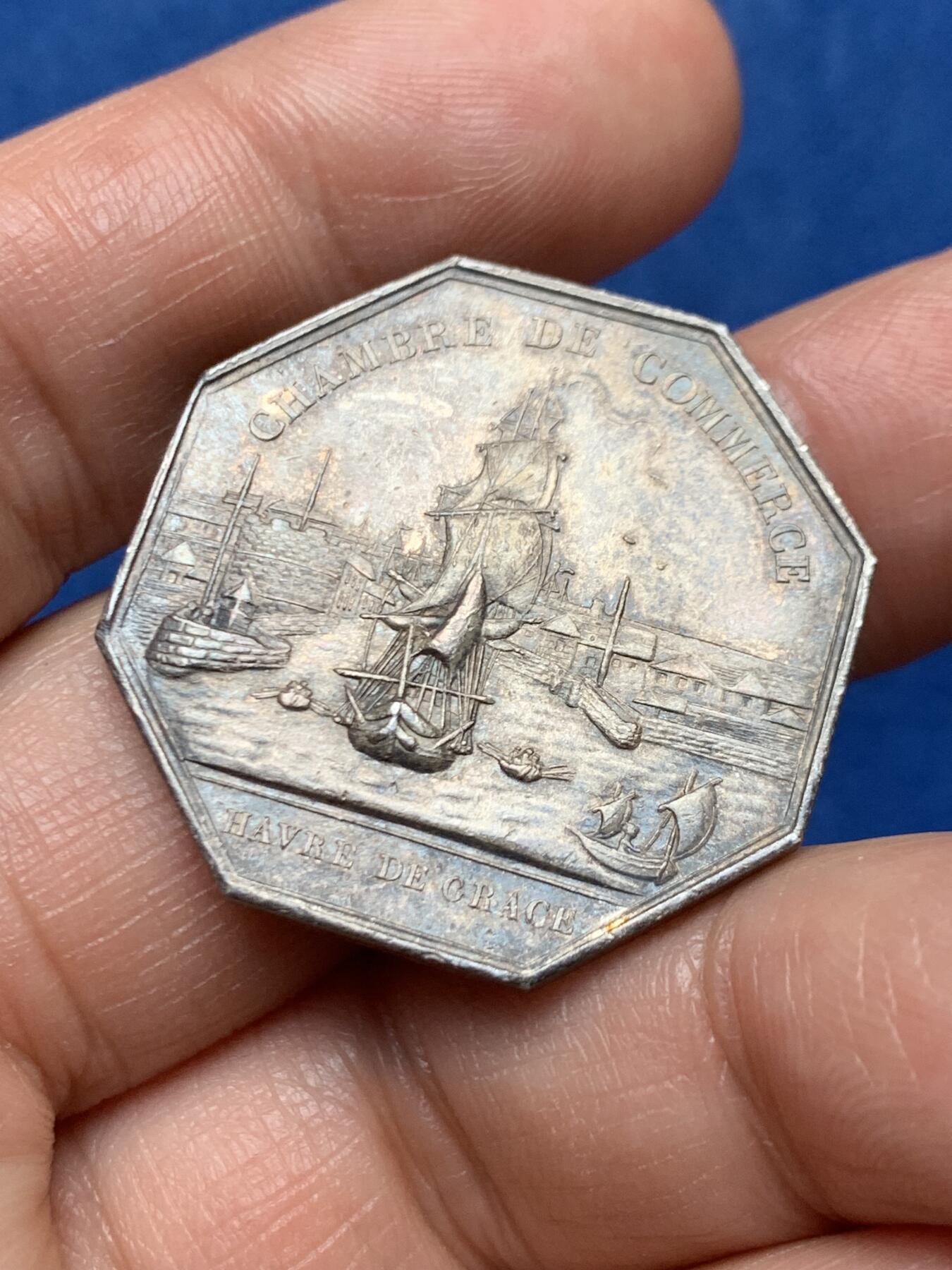 《竞宝斋》第466场 周日，周一 2场连拍 （全场包邮）欢迎送拍 法国路易十八银质八角代币，HAVRE DE GRACE字样，31.5mm，13.65克