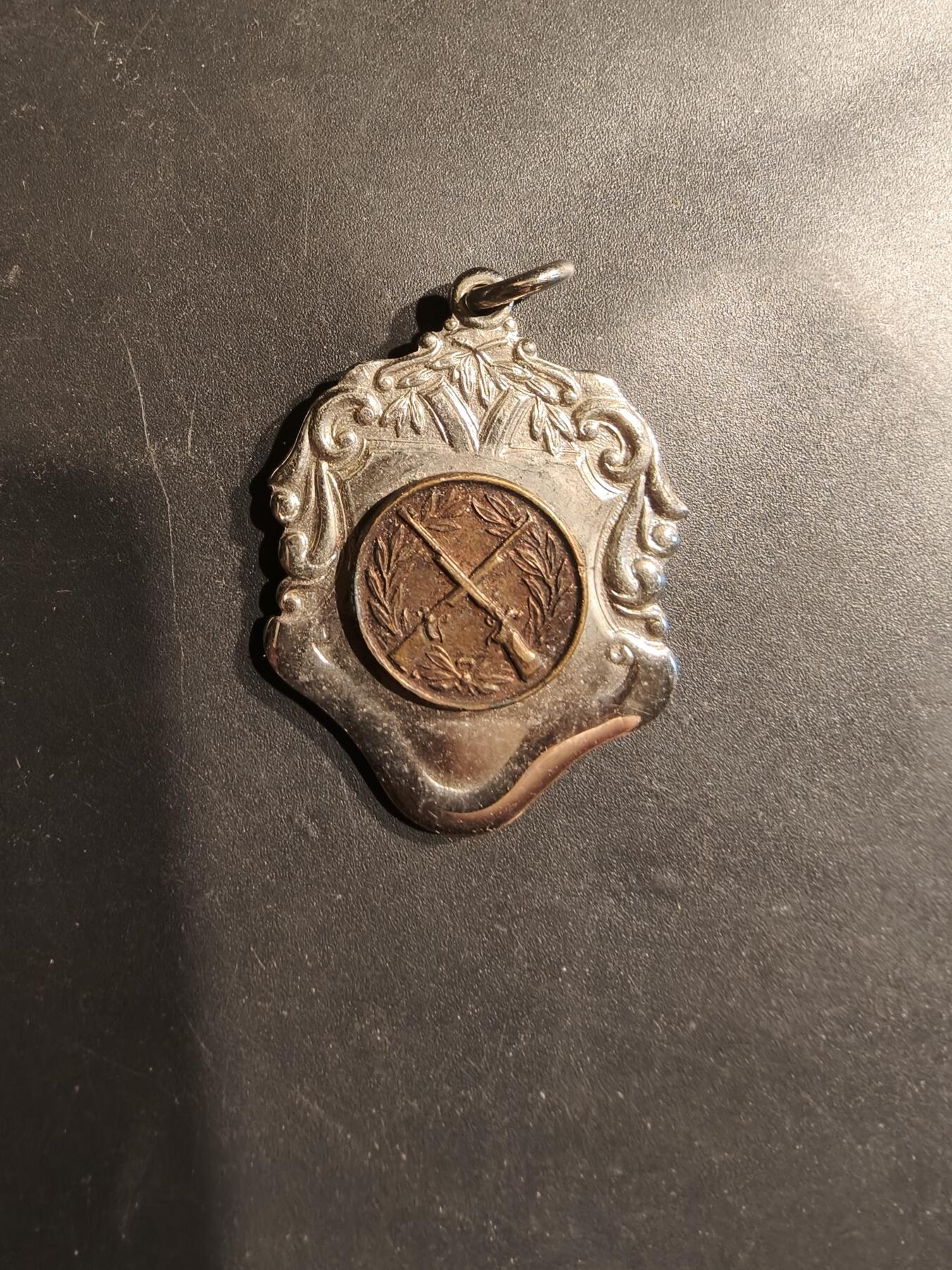 老王徽章第185期