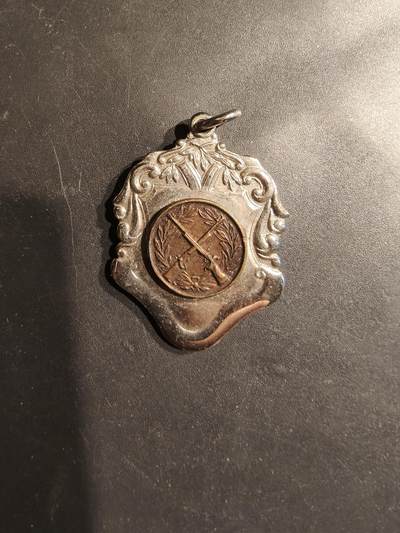 老王徽章第185期 - 英国射击协会纪念章