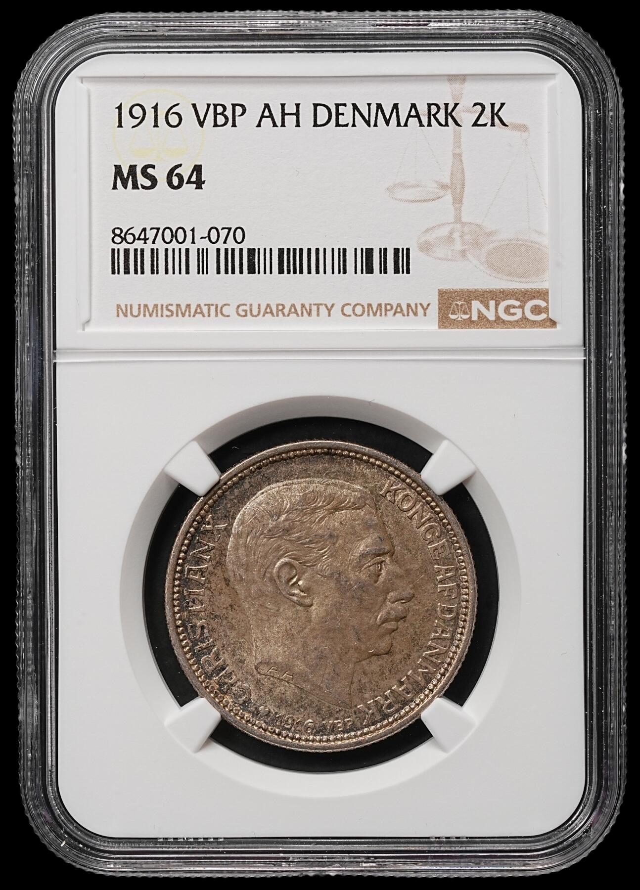 修遠堂世界钱币第106期，请看参拍说明 NGC MS64 1916年丹麦海豚2克朗银币 流通克朗MS较少见，重包浆