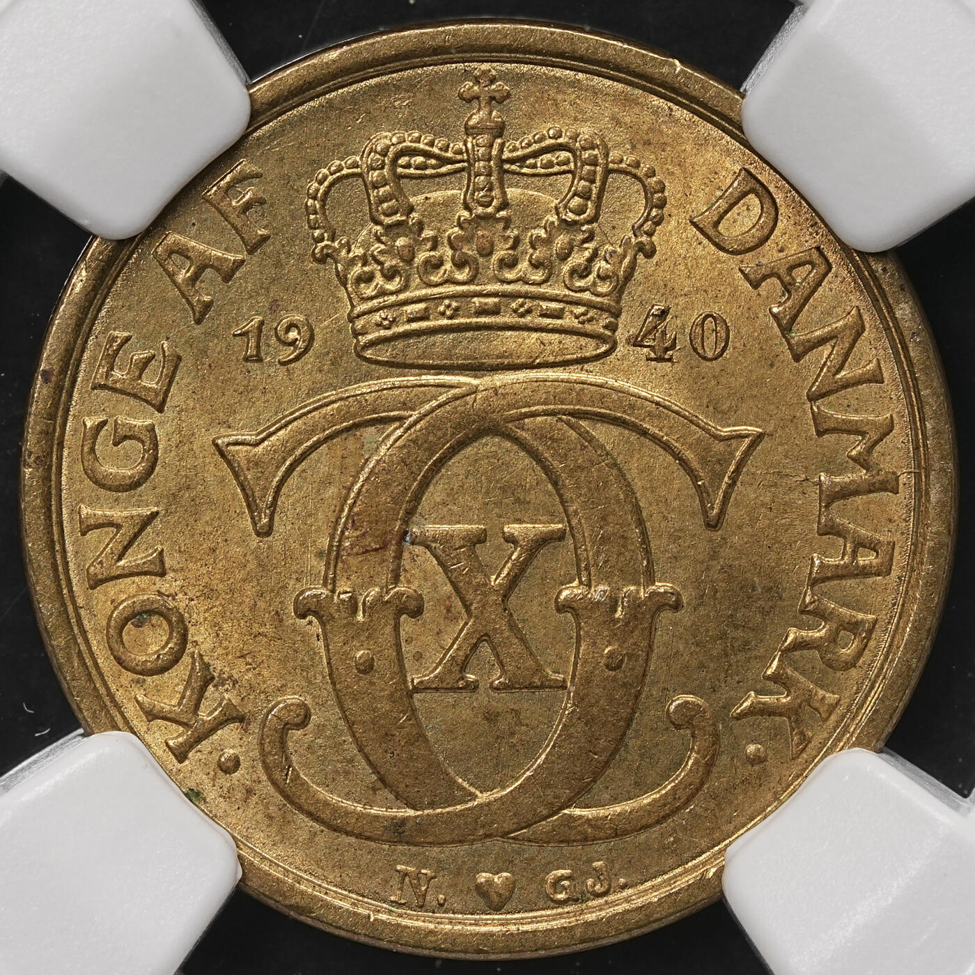 修遠堂世界钱币第106期，请看参拍说明 NGC MS65 1940年皇冠1/2克朗