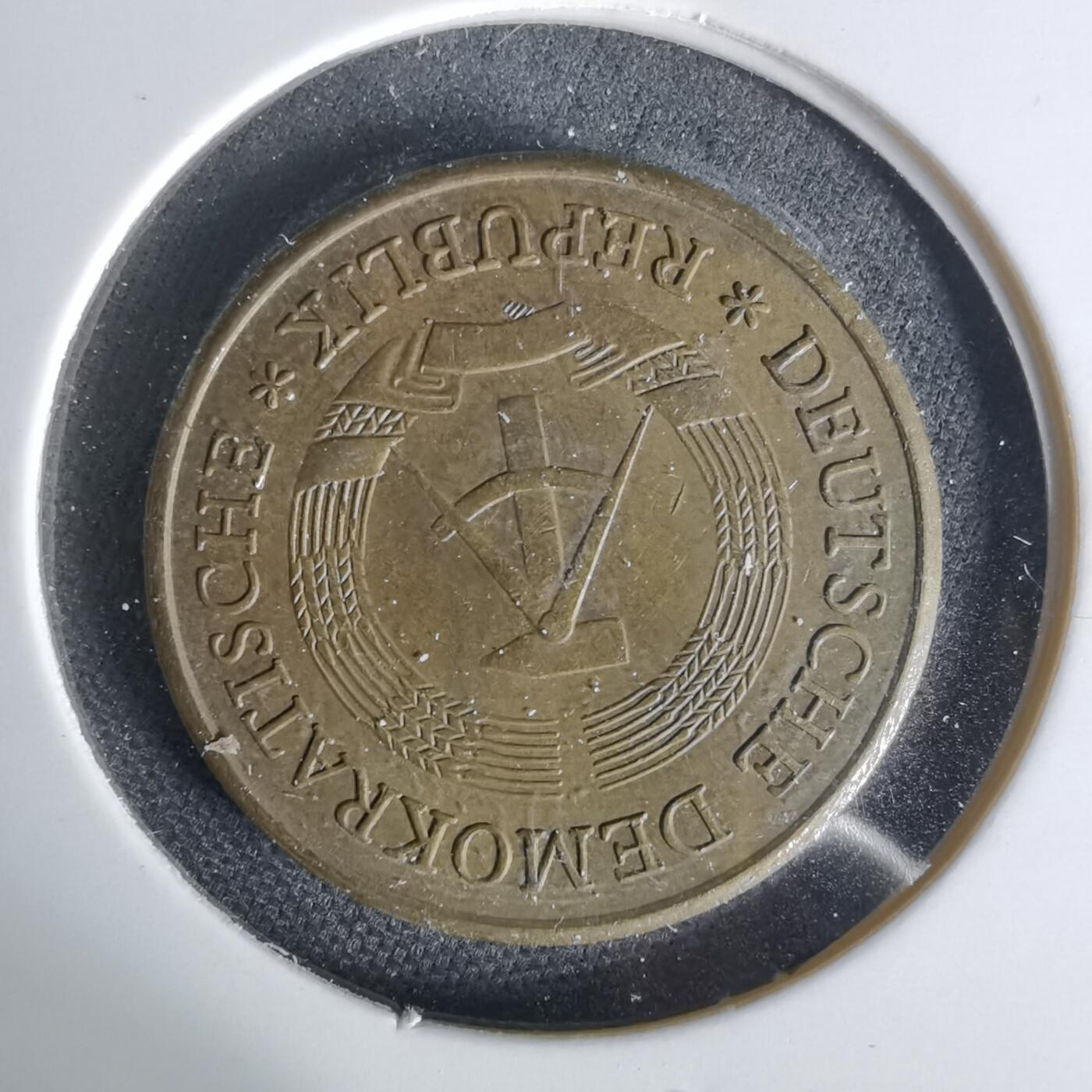 沼泽如烟--第1006场 东德1971年20芬尼