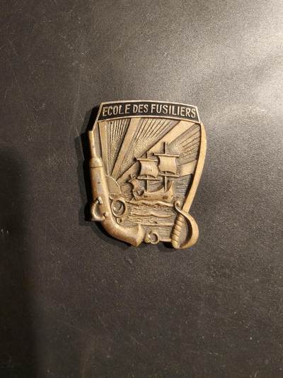 老王徽章第185期 - 法国步兵学校证章