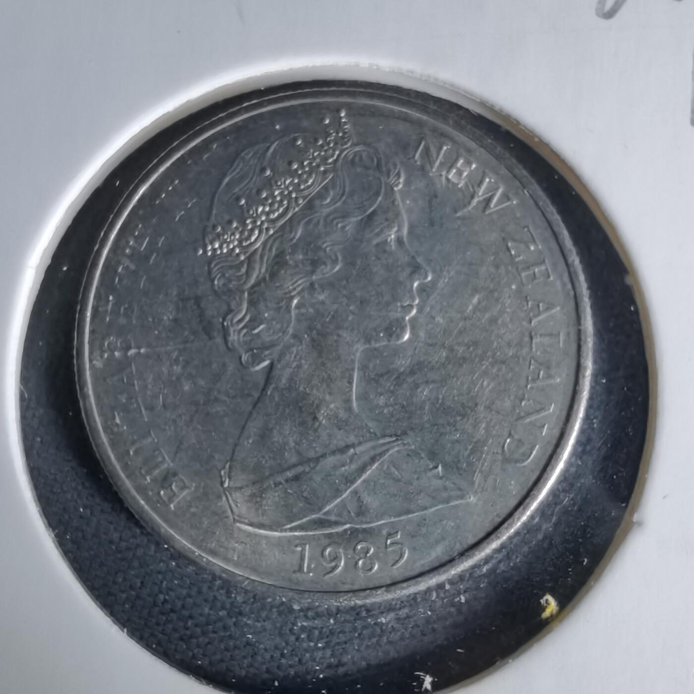 沼泽如烟--第1006场 新西兰1985年十分加拿大版