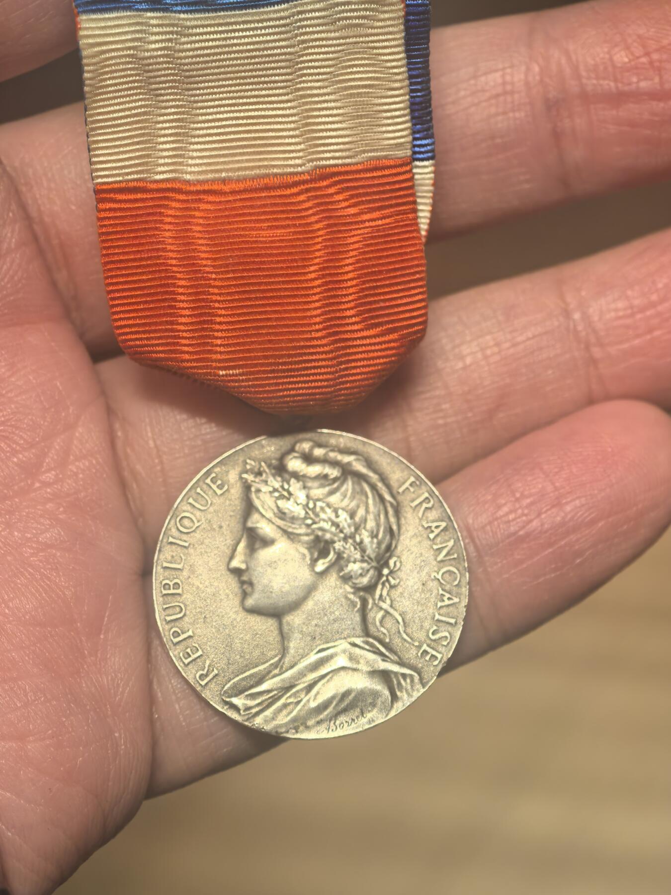 欧洲铜章和回流杂项第一场 法国第三共和国时期的工商部荣誉劳动银质奖章950银