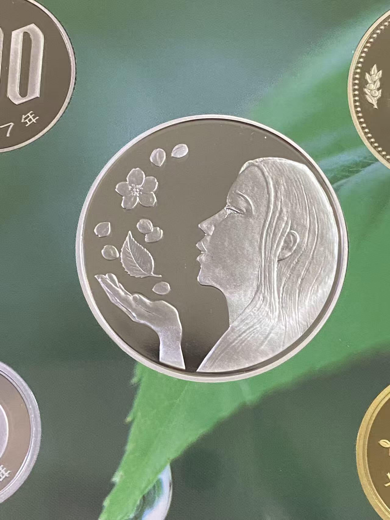 日本各大系列精装纪念套币 樱花套币（一叶）