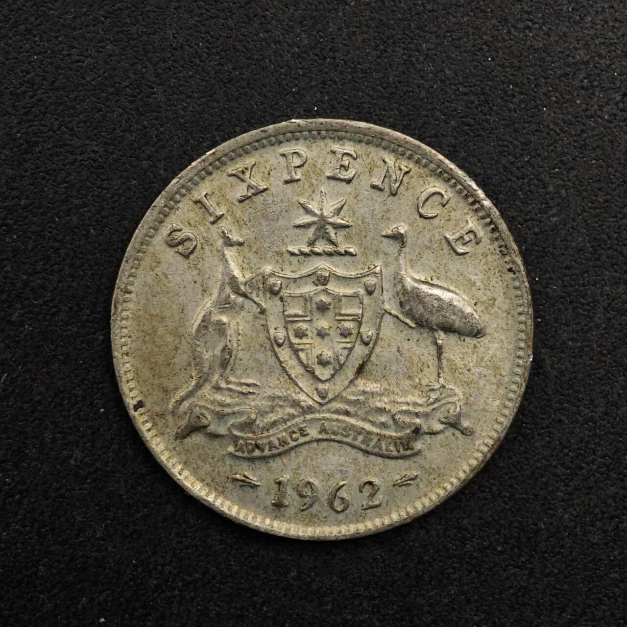 【淘币小摊】实时拍第八百七十四拍   银币散币场    每周一统一发货 澳大利亚1962年伊丽莎白二世6便士银币