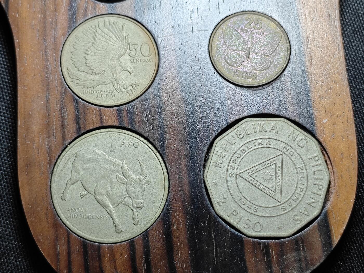 KK钱币收藏小铺   套币 批量/好品散币专场 2月预留时间 周末发货  菲律宾挂件 含2比索纪念币