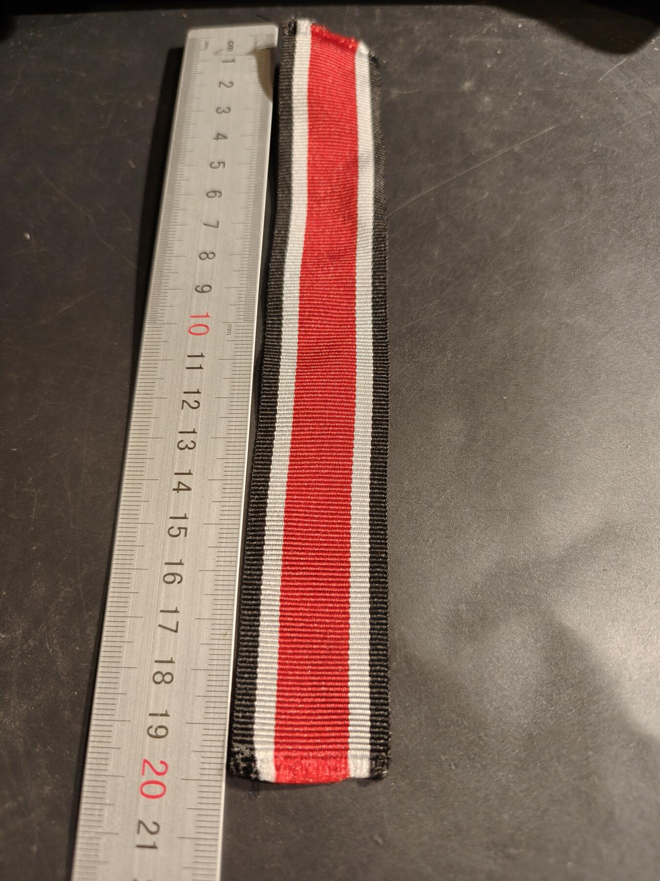 老王徽章第185期 德三二铁绶带    20cm