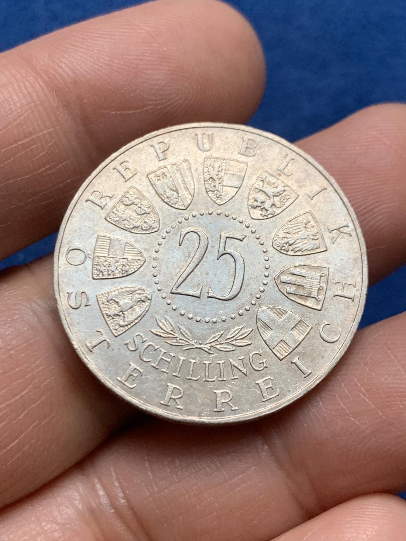 《竞宝斋》第466场 周日，周一 2场连拍 （全场包邮）欢迎送拍 奥地利1960年克恩顿州全民公决40周年25先令银币 13g 800银