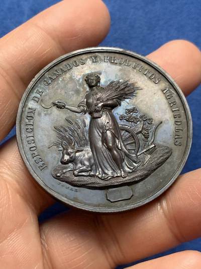 《竞宝斋》第466场 周日，周一 2场连拍 （全场包邮）欢迎送拍 - 西班牙农业纪念铜章 52克 46.9mm 高浮雕 带原盒 好品