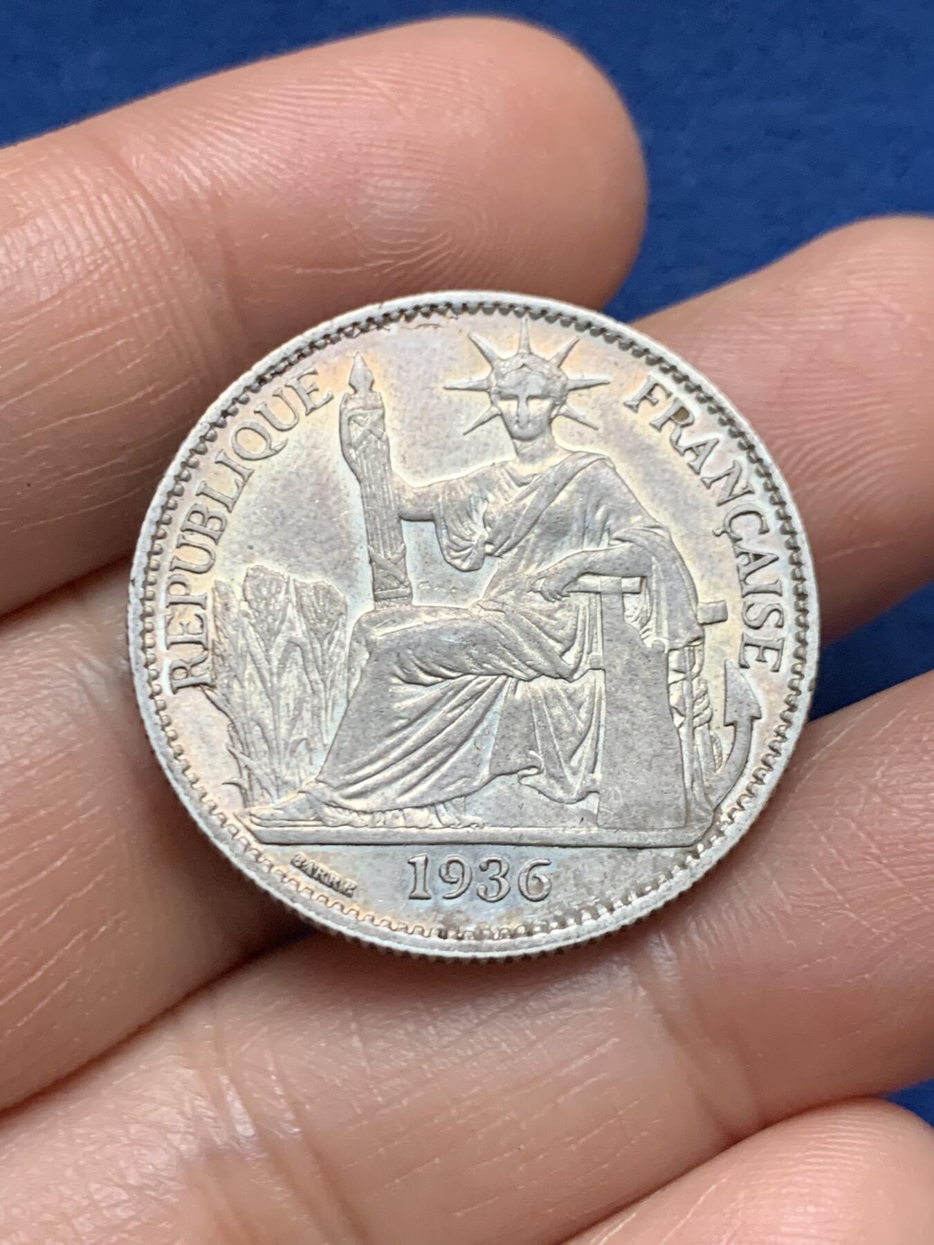 《竞宝斋》第467场 周日，周一 2场连拍 （全场包邮）欢迎送拍 法属印支1936年坐洋50分 带光好品